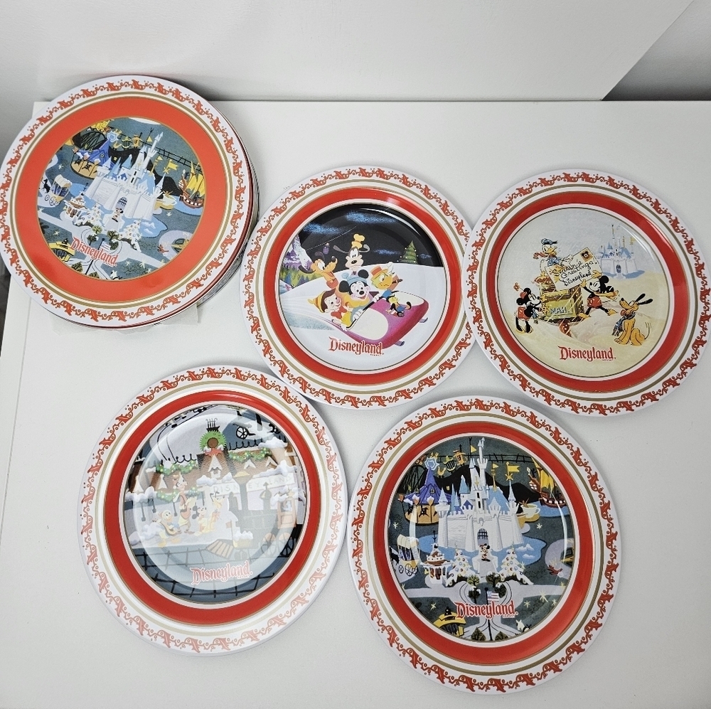 Disneyland exclusive plates and tin holder